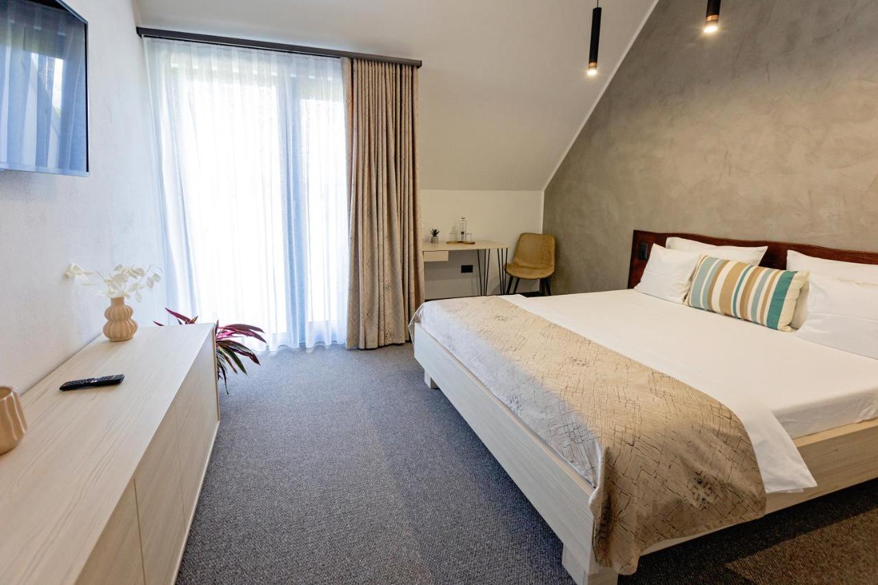 Hotel Complex Acom Băile Felix Exteriér fotografie