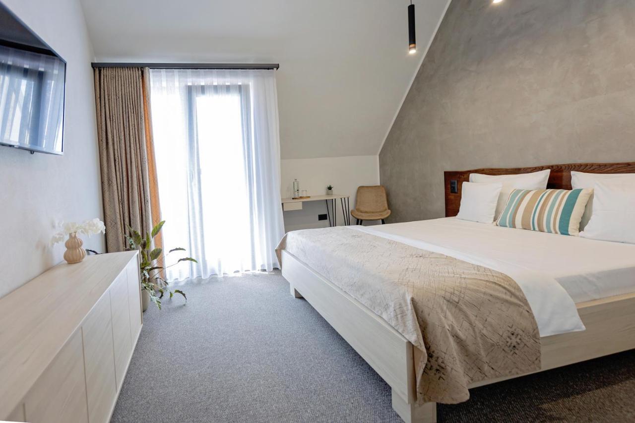 Hotel Complex Acom Băile Felix Exteriér fotografie